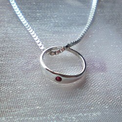 Taufring Silber mit Rubin 